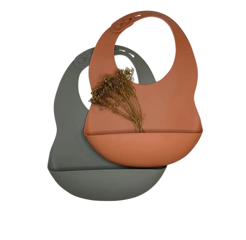 Navigating the World of Baby Bibs: How to Choose the best baby bibs for Your Child