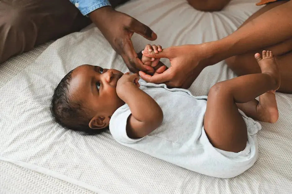 10 Ways to Know When a Baby is No Longer a Newborn