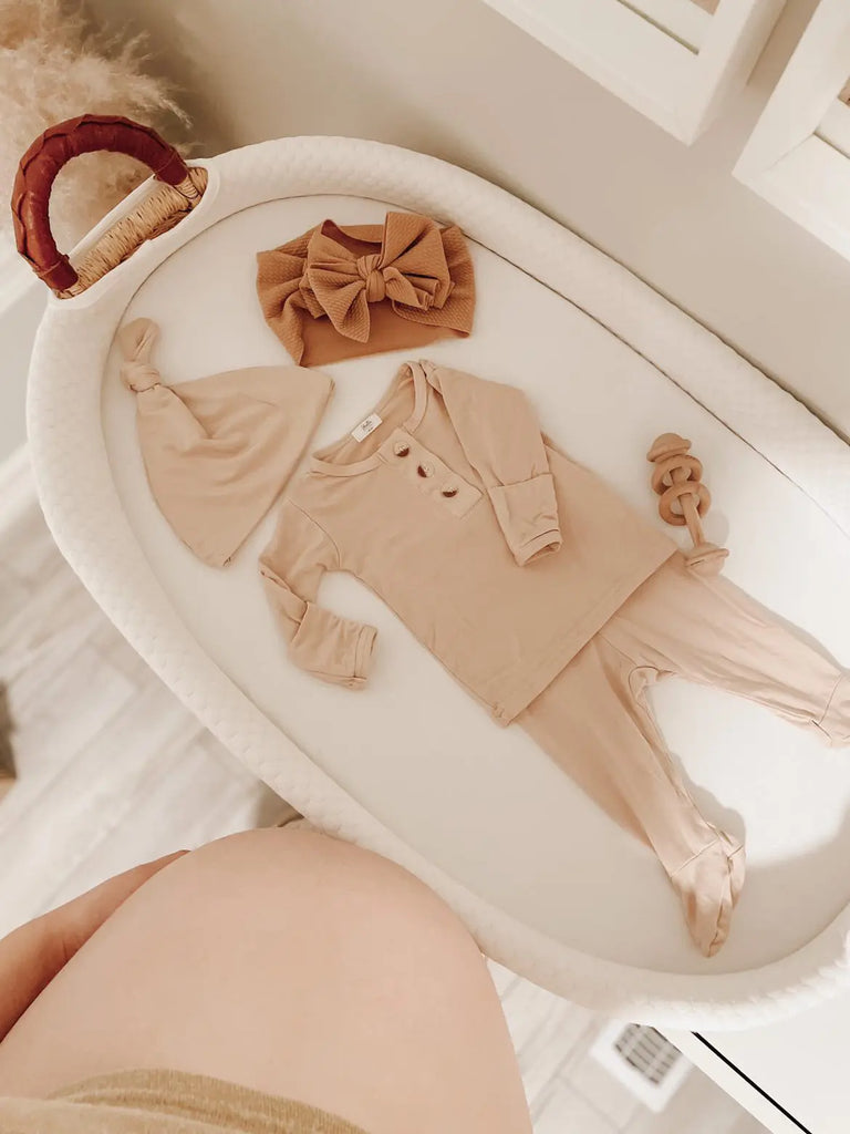 GenderNeutral Newborn Clothes Soft newborn clothes — free download